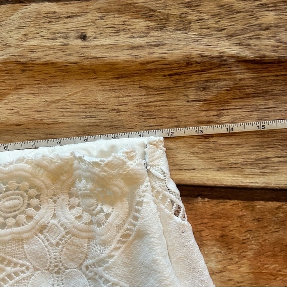 Women’s Abercrombie & Fitch Lined Lace Skirt Size 0 - Picture 12 of 12